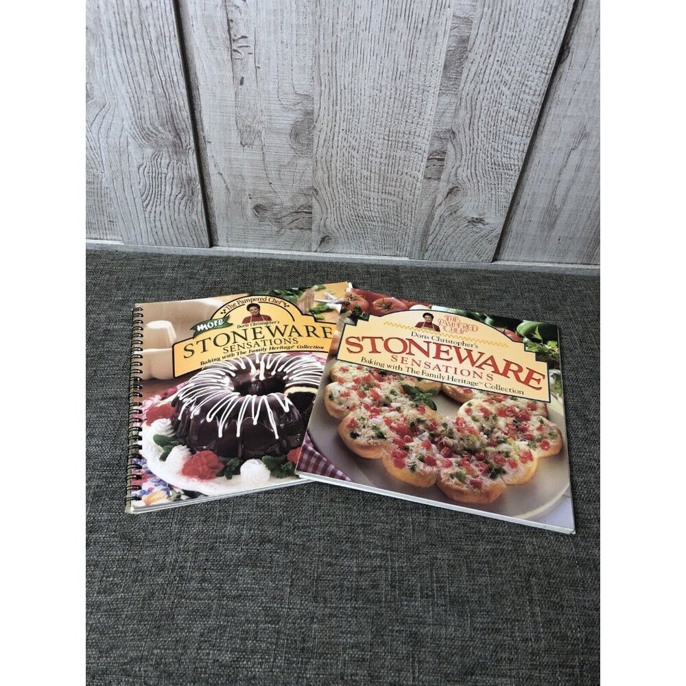 The Pampered Chef Stoneware Sensations & More Baking Family Heritage Set of 2